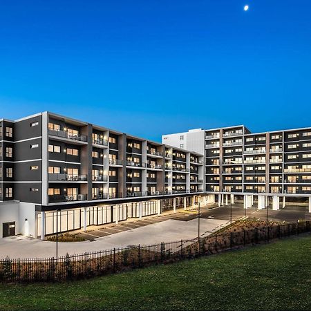 Quest Bella Vista Aparthotel Exterior photo